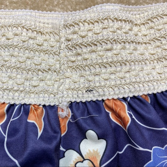 LoveU.Dear Blue Floral Elastic Waist Boho Shorts Size Small - Picture 8 of 8